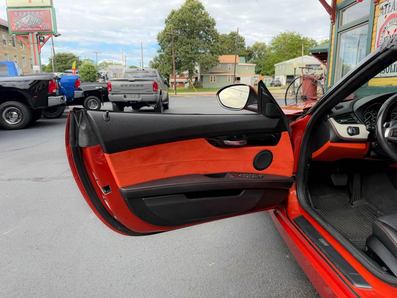 Used 2016 BMW Z4 sDrive28i RWD image 16