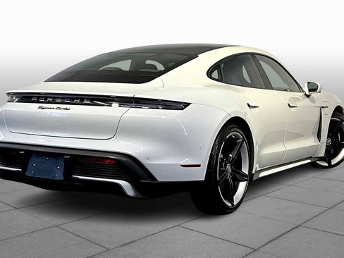 Used 2020 Porsche Taycan Turbo image 12