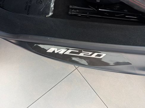 Used 2023 Maserati MC20 Spyder RWD image 24