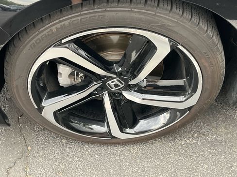 Used 2022 Honda Accord Sport image 8