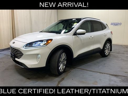 Certified 2022 Ford Escape Titanium w/ Titanium Elite Package AWD/4WD image 47