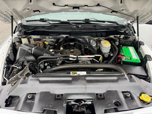 Used 2015 RAM 3500 Tradesman w/ Power & Remote Entry Group image 18