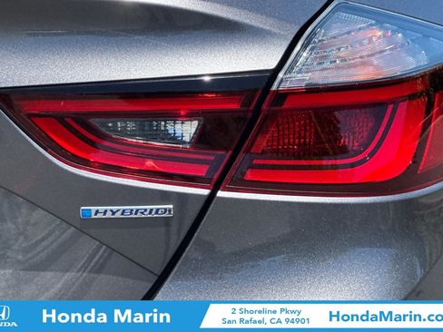 Used 2019 Honda Insight LX image 32
