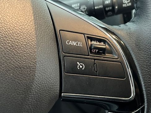 Used 2025 Mitsubishi Outlander Sport AWD image 36