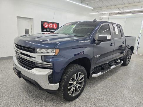 Used 2019 Chevrolet Silverado 1500 LT w/ Texas Edition image 4