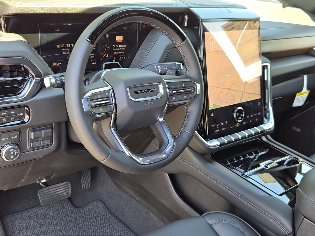 New 2026 GMC Yukon Denali w/ Denali Reserve Package AWD/4WD image 24