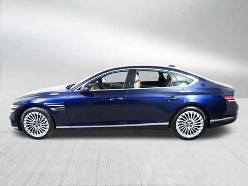 Used 2023 Genesis G80 image 4