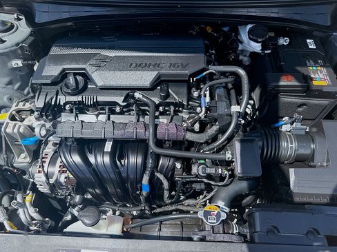 Certified 2026 Hyundai Elantra Sport FWD image 32