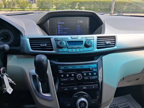 Used 2011 Honda Odyssey EX-L image 21