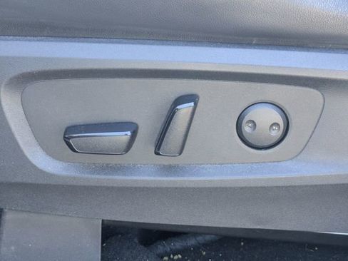 Used 2022 Nissan Pathfinder SL image 21