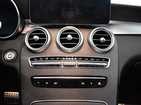 Certified 2022 Mercedes-Benz GLC 300 4MATIC image 26