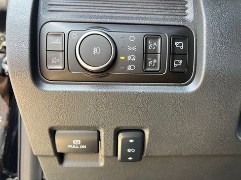 New 2026 Ford F350 Lariat w/ Lariat Ultimate Package AWD/4WD image 15