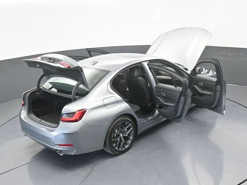 Used 2025 BMW 330i Sedan image 71