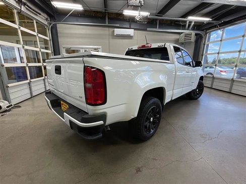 Used 2022 Chevrolet Colorado LT w/ Fleet Safety Package RWD image 5