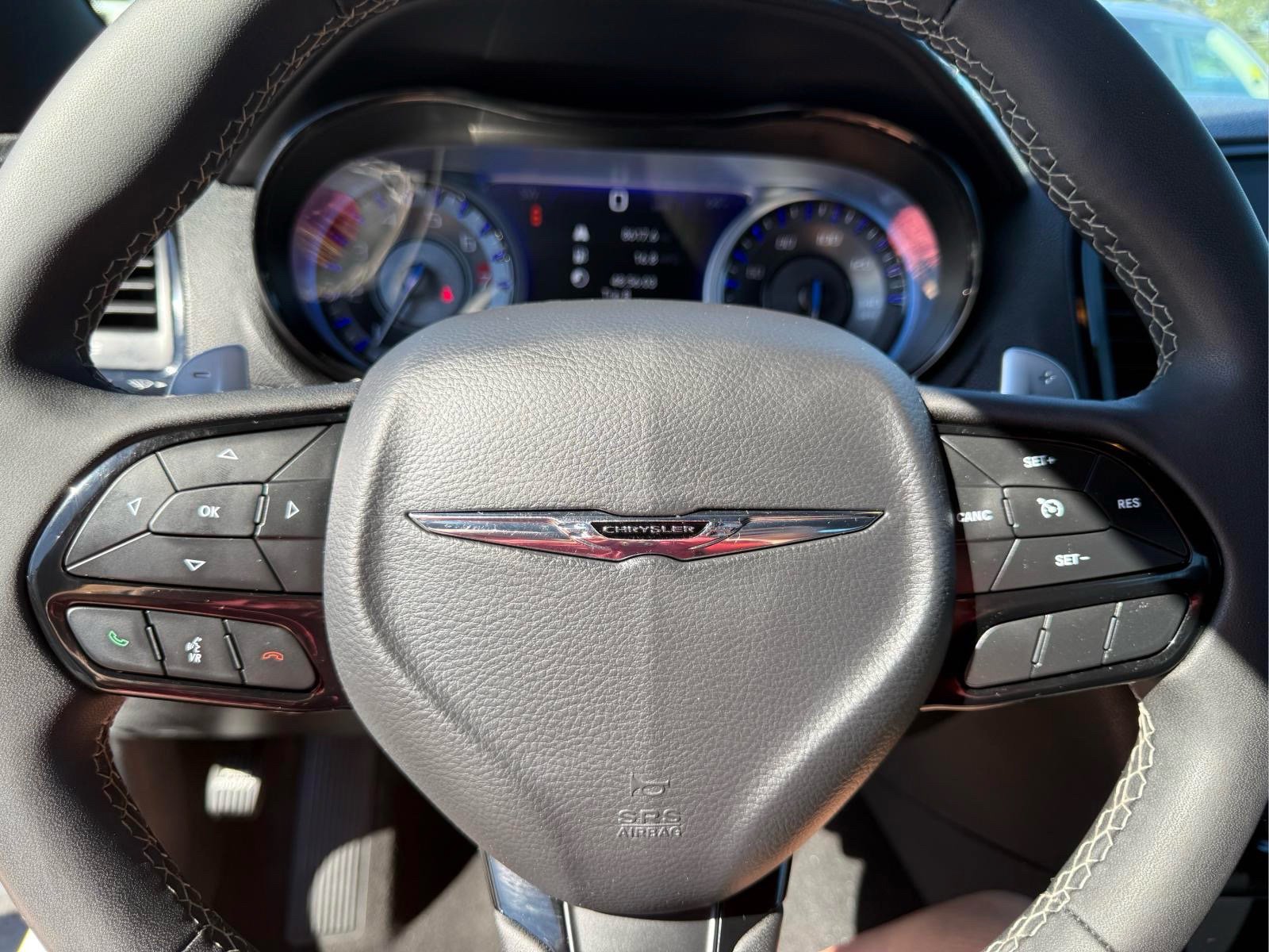 Used 2023 Chrysler 300 S RWD image 31