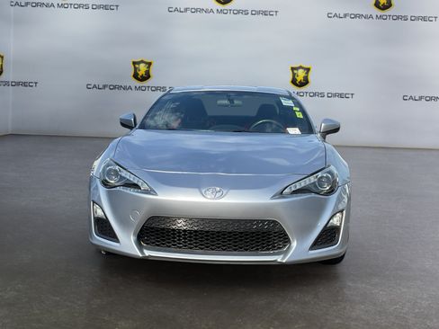 Used 2015 Scion FR-S RWD image 2