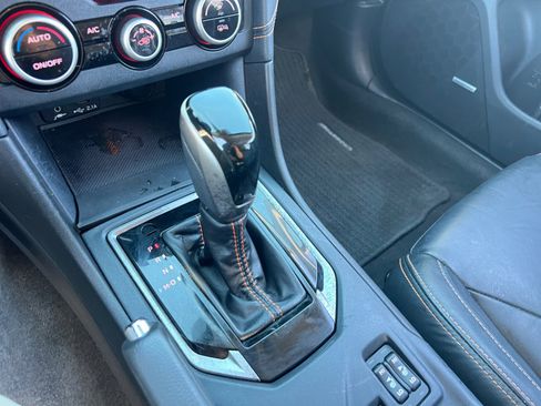 Used 2020 Subaru Crosstrek 2.0i Limited w/ Moonroof Package w/Navigation image 15