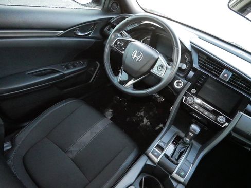 Used 2020 Honda Civic Sport image 9