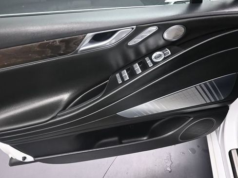Used 2021 Genesis G80 3.5T RWD image 5