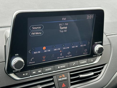 Used 2019 Nissan Altima 2.5 SV FWD image 17