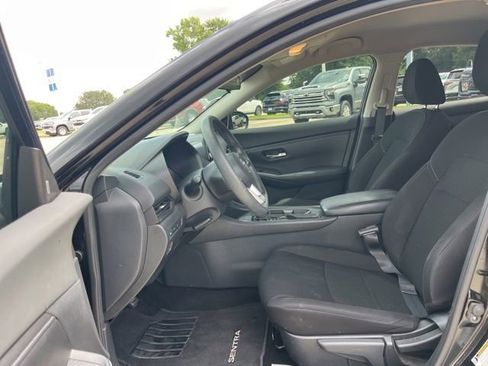 Used 2021 Nissan Sentra S FWD image 13