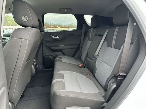 Used 2024 Chevrolet Blazer LT w/ Convenience Package FWD image 25