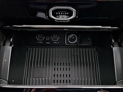 New 2026 Jeep Grand Cherokee Limited w/ Luxury Tech Group II AWD/4WD image 22