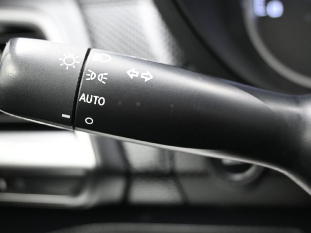 Used 2020 Subaru Forester Premium AWD/4WD image 28