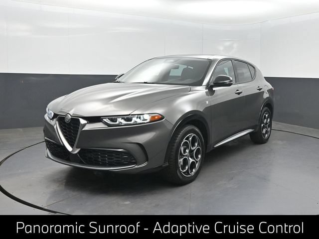 Used 2024 Alfa Romeo Tonale Ti AWD/4WD image 1