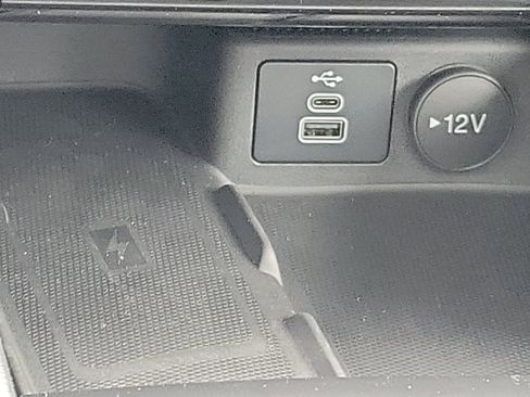 New 2024 Ford Escape SE w/ PHEV Premium Package image 18