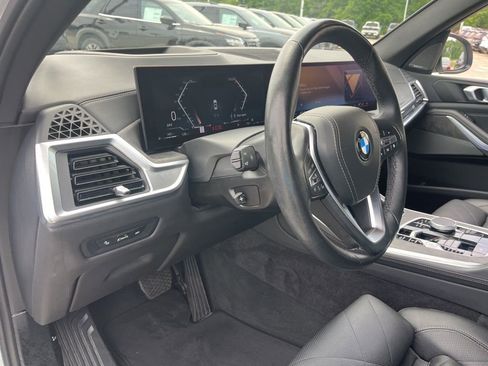 Used 2024 BMW X5 sDrive40i RWD image 9