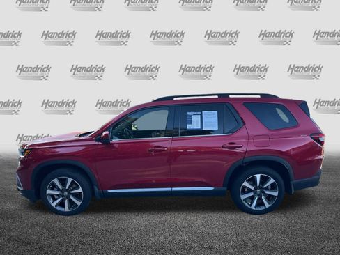 Used 2025 Honda Pilot Elite image 7
