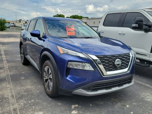 Used 2023 Nissan Rogue SV FWD image 6
