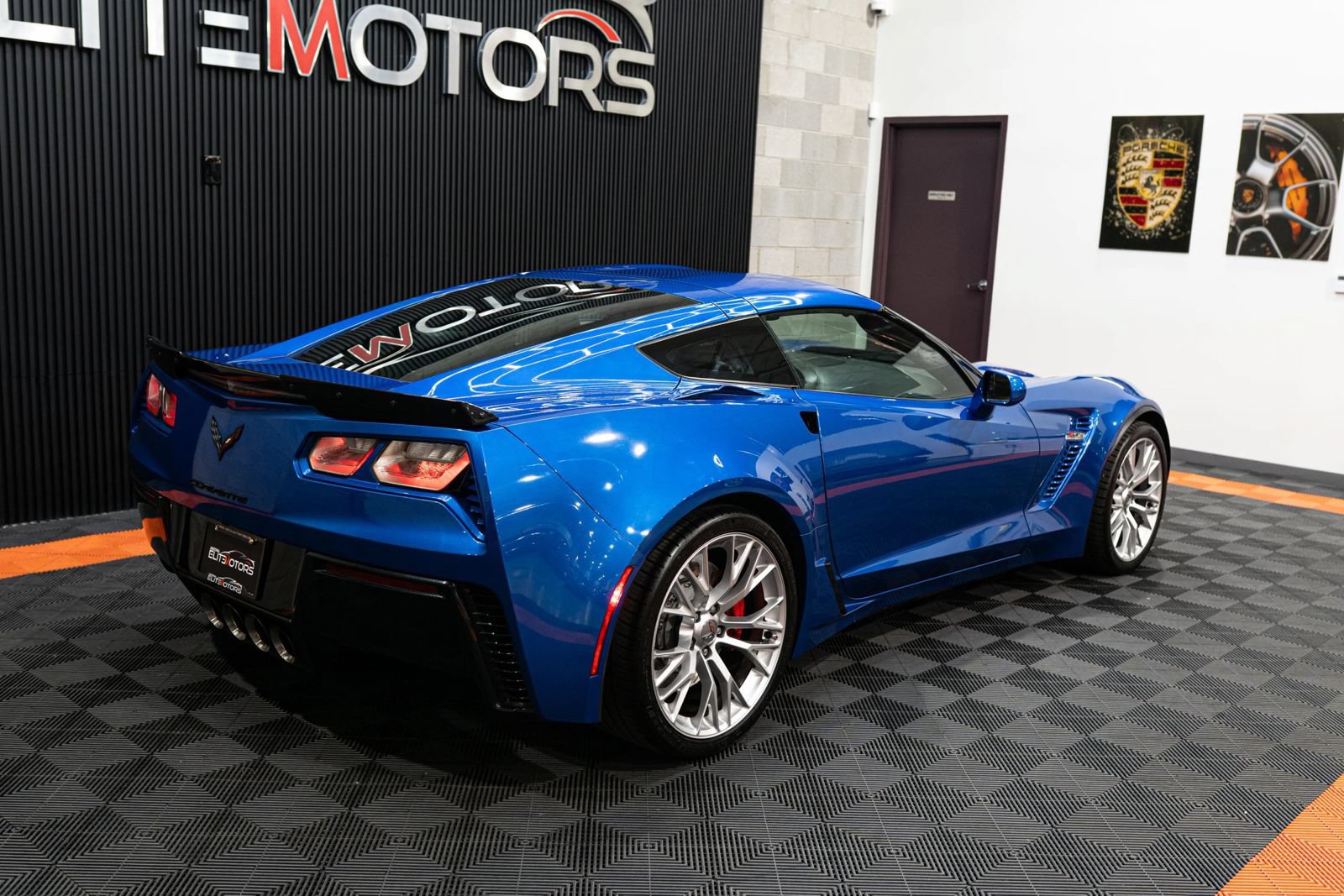 Used 2016 Chevrolet Corvette Z06 w/ 3LZ Preferred Equipment Group RWD image 18