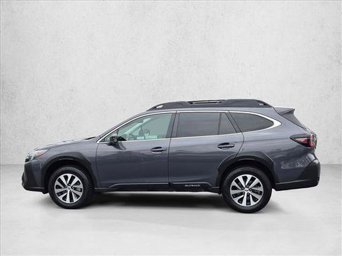 Used 2024 Subaru Outback Premium AWD/4WD image 9