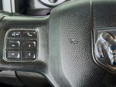 Used 2019 RAM 1500 Express w/ Express Value Package AWD/4WD image 11