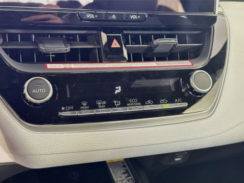 New 2026 Toyota Corolla SE FWD image 19