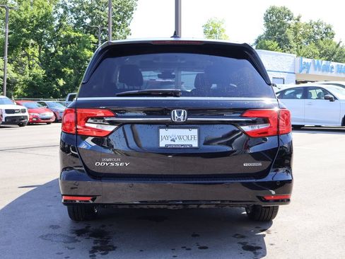 Certified 2023 Honda Odyssey Touring image 6