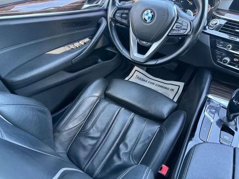 Used 2019 BMW 530i xDrive w/ Convenience Package AWD/4WD image 22