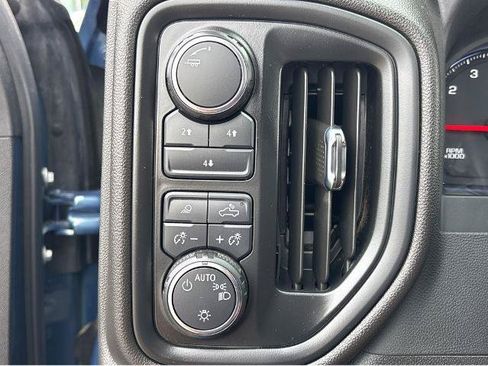 Used 2024 Chevrolet Silverado 2500 Custom w/ Custom Value Package AWD/4WD image 29