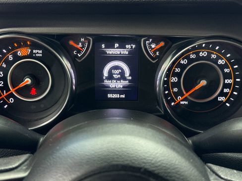 Used 2021 Jeep Wrangler Unlimited Sport AWD/4WD image 22