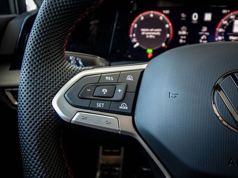 New 2026 Volkswagen GTI SE FWD image 39
