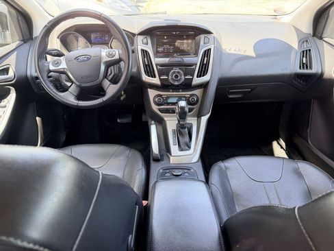 Used 2012 Ford Focus SEL FWD image 7