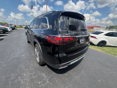 Used 2025 Mercedes-Benz GLS 450 4MATIC image 6