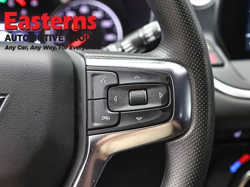 Used 2025 Chevrolet Blazer LT FWD image 16