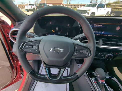 New 2026 Chevrolet Trax RS w/ Driver Confidence Package FWD image 11