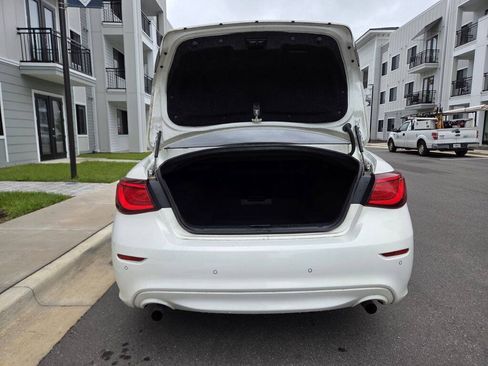 Used 2015 INFINITI Q70 3.7 RWD image 14