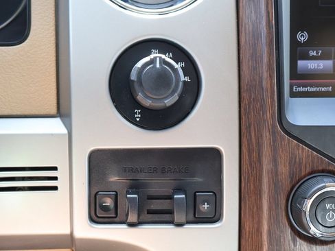 Used 2013 Ford F150 Lariat w/ Luxury Equipment Group AWD/4WD image 31