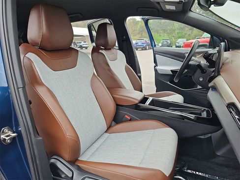 Certified 2023 Volkswagen ID.4 Pro image 10