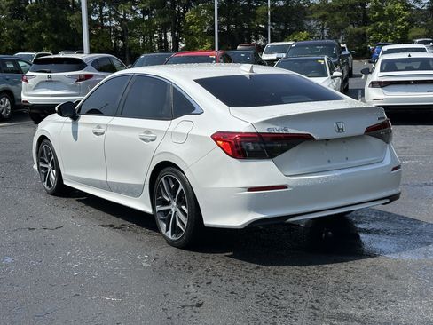 Used 2024 Honda Civic Touring image 10